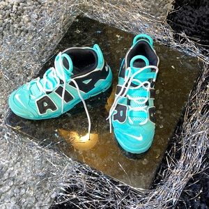 COPY - Nike Psb Ar Mr Uptmpo - AQ/Bk Big Kids 3.5’Youth